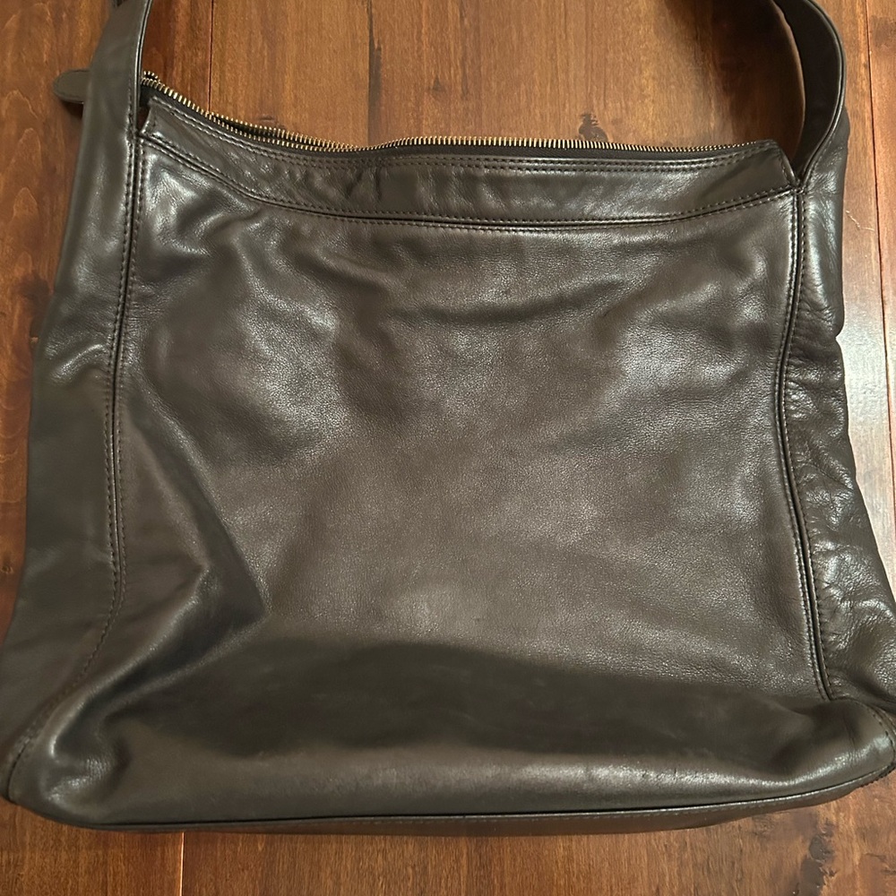 CHANEL Black Leather Shoulder Bag with Tassel - Picture 8 of 13
